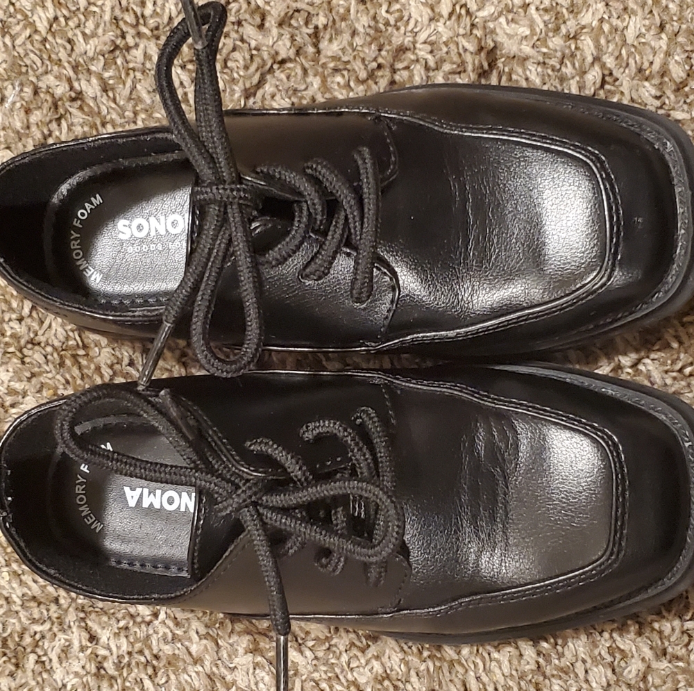 Sonoma Boys Dress Shoes, Size 12 NWOT